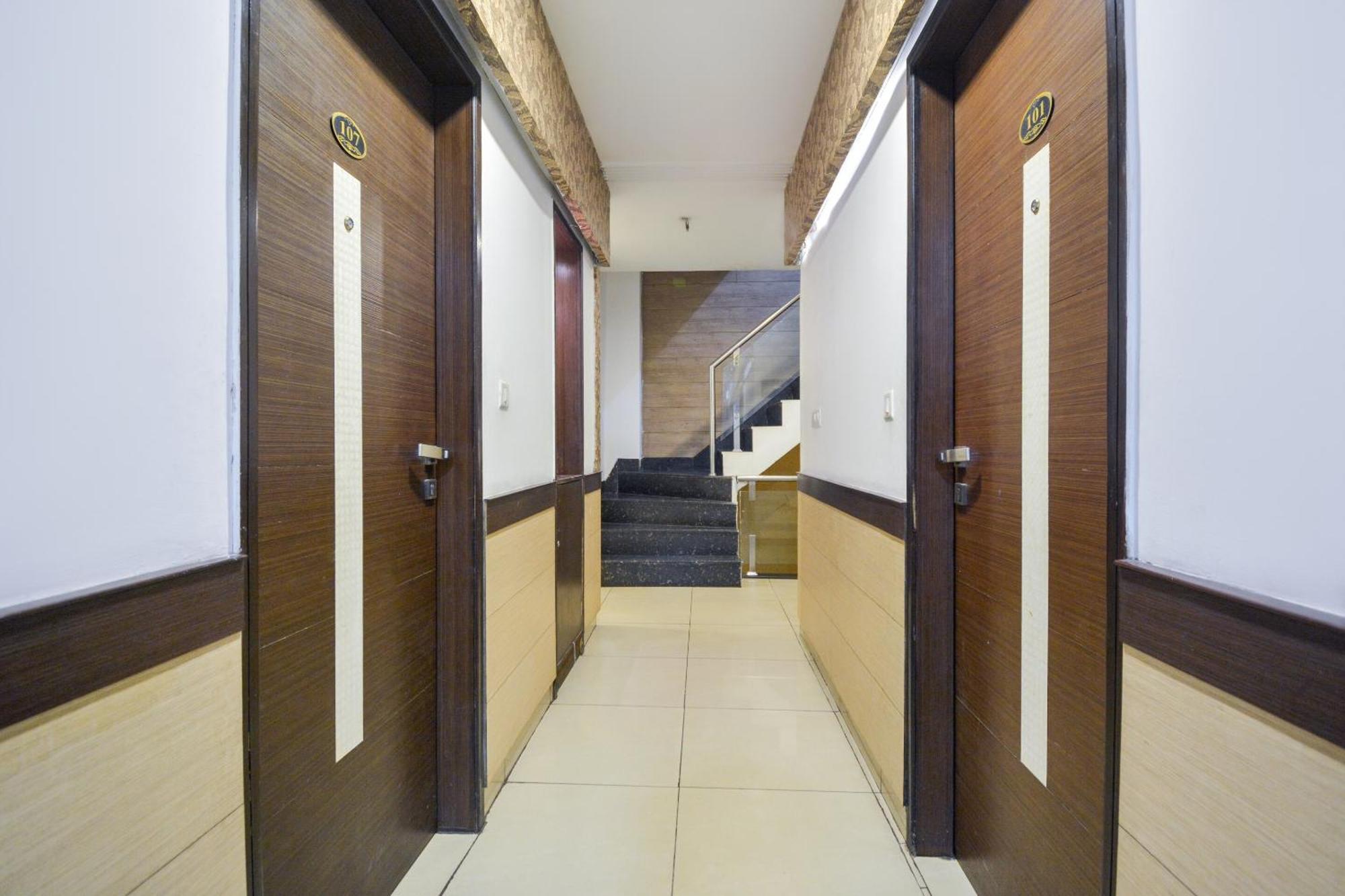 Hotel O Lexis Ludhiana Ngoại thất bức ảnh